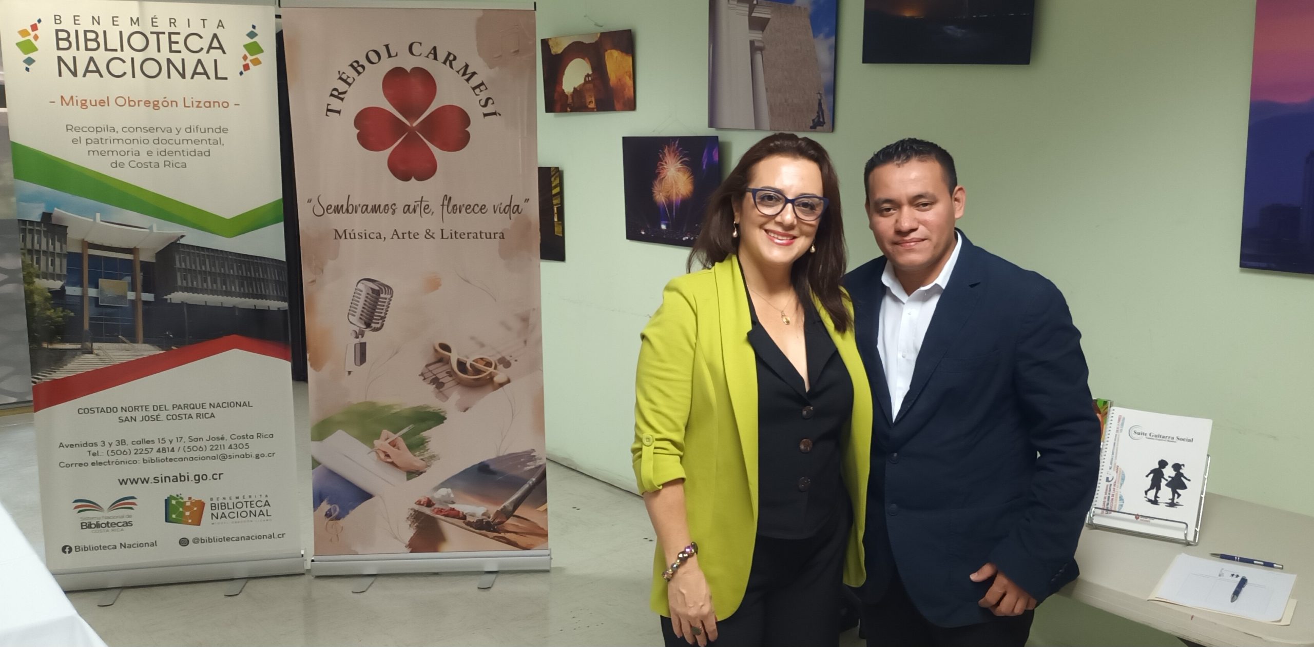 En la foto posan la cantautora costarricense Natalia Esquivel Benítez y Carlos Jarquín, durante la presentación del álbum Suite Guitarra Social, celebrada el 28 de enero de 2026 en la Benemérita Biblioteca Nacional de Costa Rica. Crédito: Gaston Umaña.