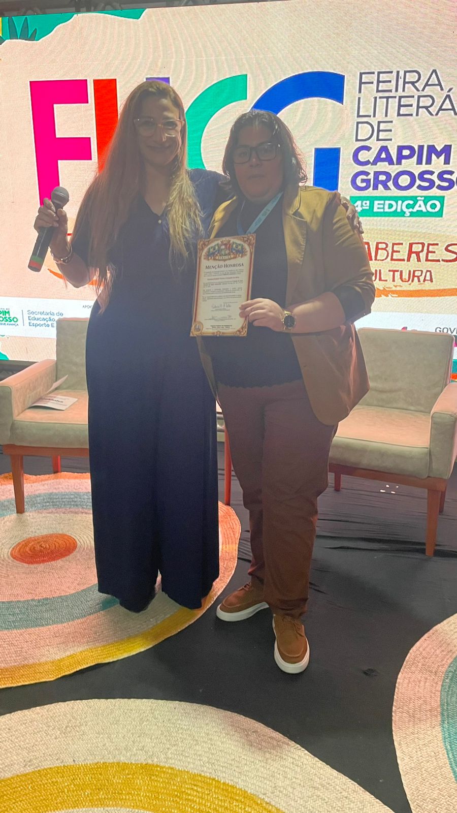 Verônica Moreira e Natália Tamara