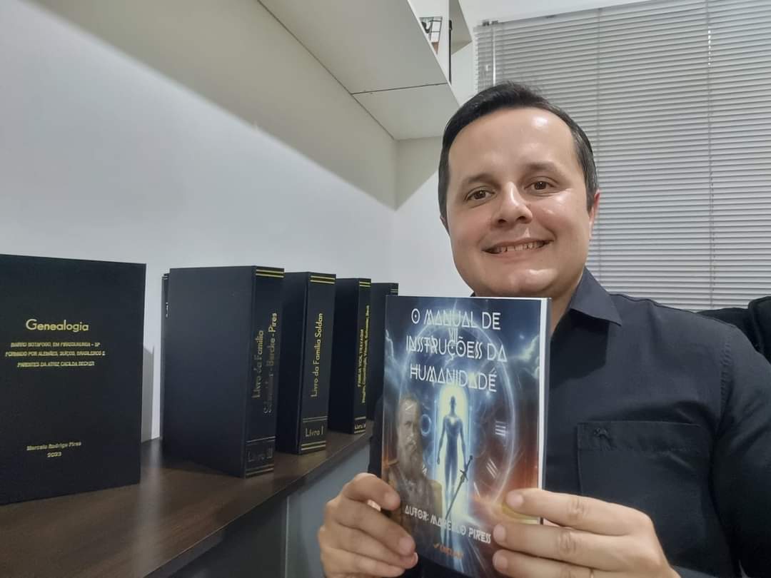 Lançamento do livro 'O Manual de Instruções da Humanidade', de Marcelo Pires, pela UICLAP