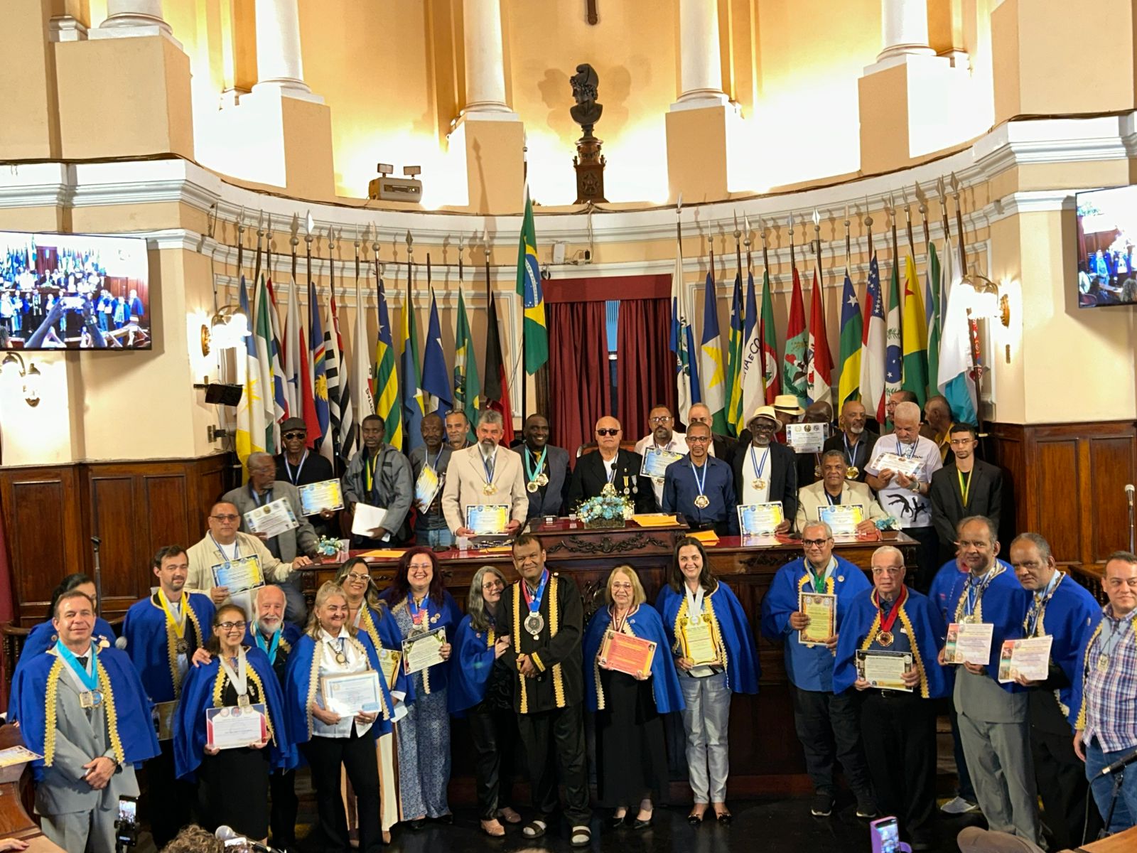 Solenidade realizada pela FEBACLA na Câmara Municipal de Nierói (RJ)