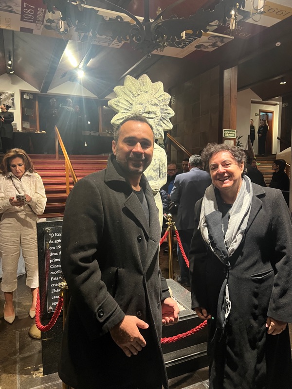 Da esquerda para a direita, Adriano Rodrigues e Junior Mosko