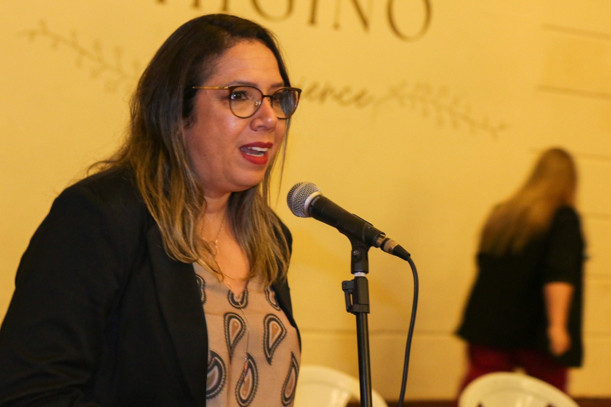 Evelyn Maçulo -  professora diretora da Uca-Alterdata