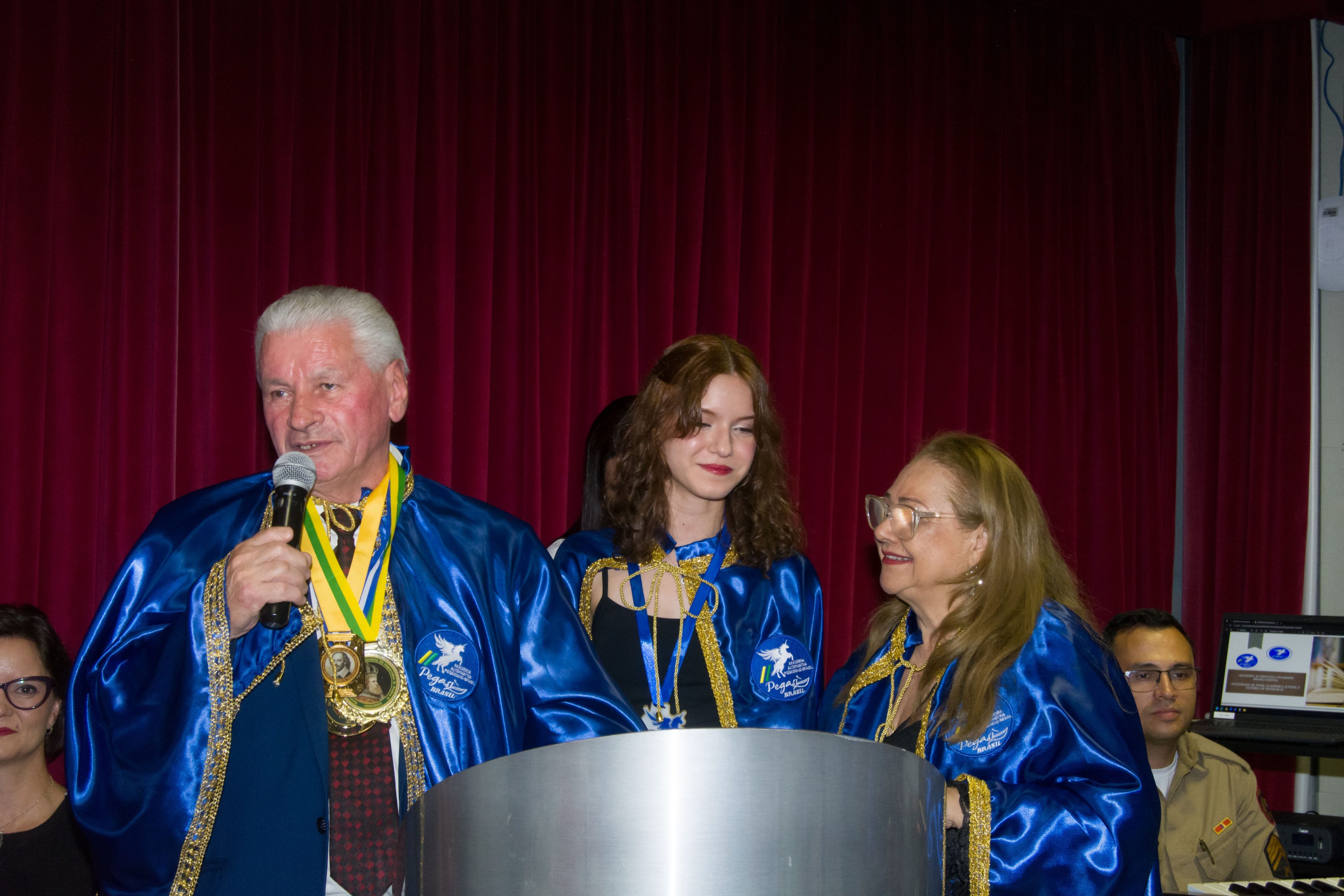 Solenidade da AAP-Brasil celebra diplomação juvenil, honrarias internacionais e expansão cultural pegasiana - Foto por Flávio Salge
