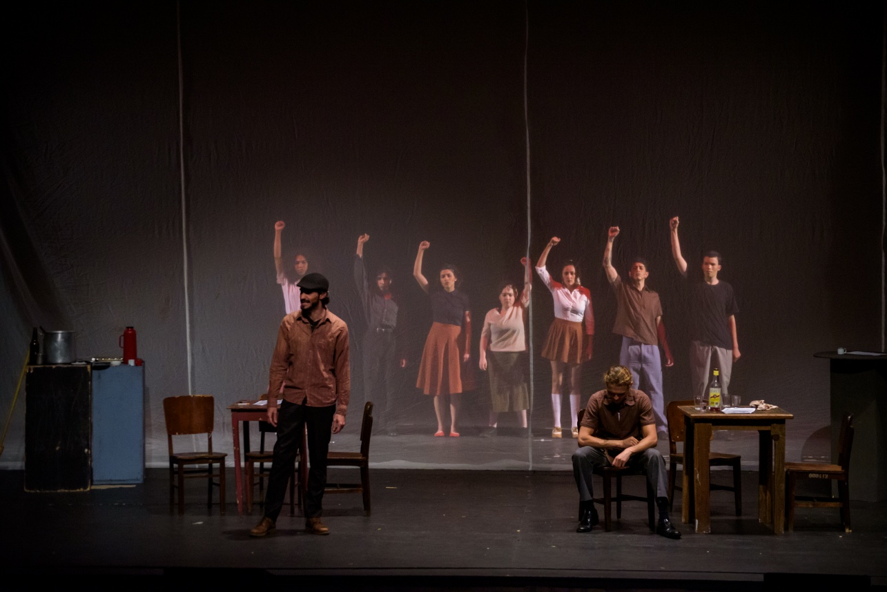 Espetáculo ‘Razão Social’, turma do 2º Ano de Artes Cênicas do Conservatório de Tatuí Foto: Peterson Paes/Arquivo Conservatório de Tatuí