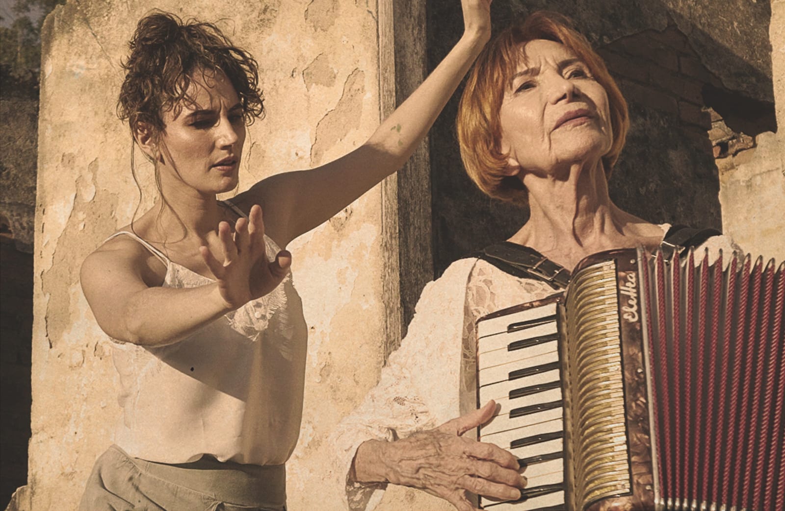  Cisne, Minha Mãe e Eu - direção de Guilherme Telli e Andréia Nhur